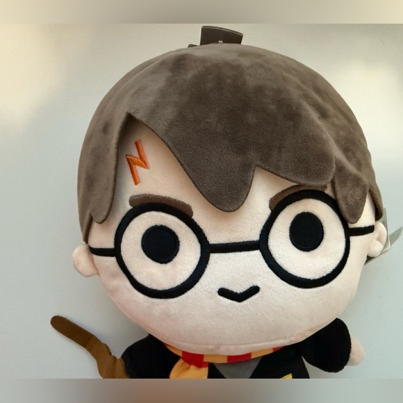 8” Harry Potter Wizarding World Plush - Picture 3 of 12